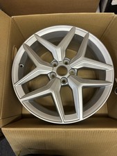 1x SINGLE GENUINE SEAT IBIZA 17” ALLOY WHEEL RIM 6F0601025C Refurbished