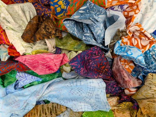 Lunn fabric scraps - scraps, pound