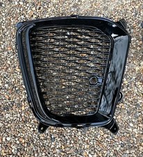 Range Rover Sport SVR L494 FACELIFT Front Bumper Grille Black GENUINE 2019-