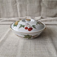 Royal Worcester Evesham Gold