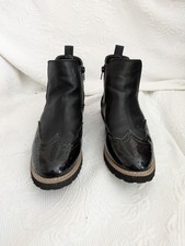 Ladies Zip Up Boots Pavers