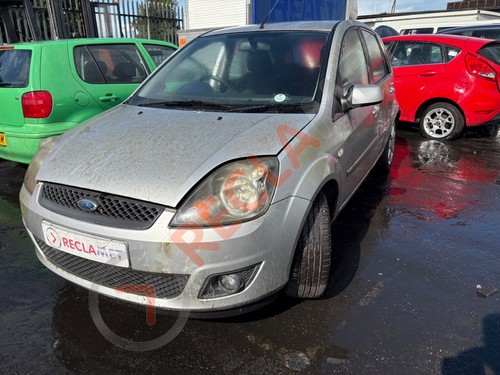 Ford fiesta zetec blue mk6 - fiesta,