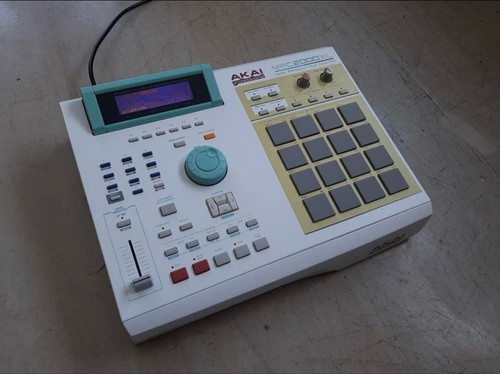 Akai mpc 2000xl - akai,