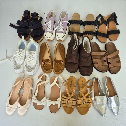Shoe bundle size 5 flats - shoe,