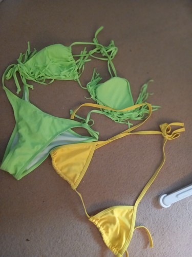 Neon green fringe string - neon,