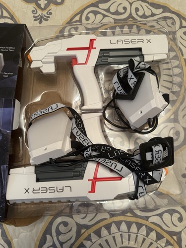 Laser two players - x,