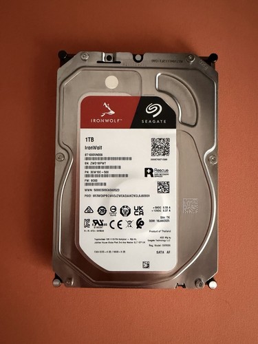 Seagate ironwolf st1000vn008 - seagate,