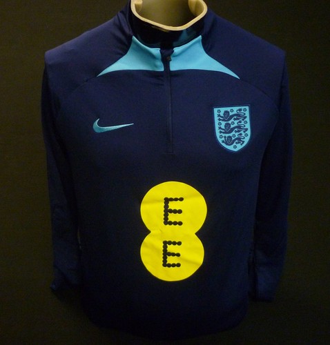England football training - training, 2022
