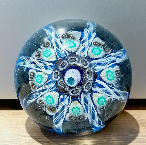 Vintage strathearn paperweight - vintage,