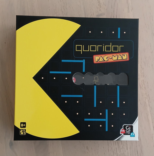 Board game bundle - game, pacman