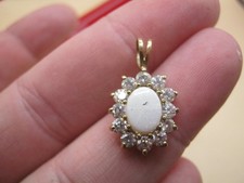 Vintage 9k Yellow Gold Opal