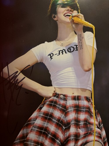 Hayley williams singer - /singer, sexy