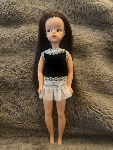 Vintage sindy doll with - doll,