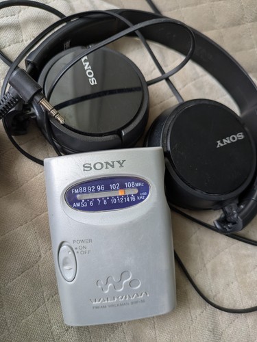 Sony walkman srf - radio, &