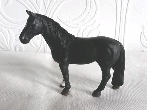 2016 retired schleich - 2016,