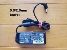 Genuine Fujitsu Siemens 19V 2.1A 40W AC Adapter Laptop Charger ADP-40HH