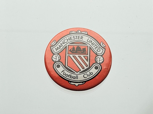 1970 manchester united pin - manchester,