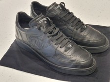 CHANEL CC Black Leather Low