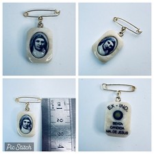 VINTAGE CATHOLIC BEATA Candida Maria of Jesus RELIC Pin Medal Religious Charm