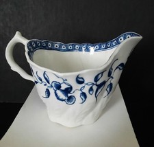 WORCESTER RARE “THE CONVOLVULUS” LOW CHELSEA EWER CREAMBOAT C1775