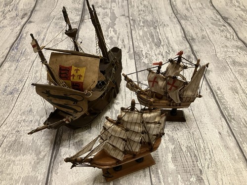 Wooden model sailing boats - x,