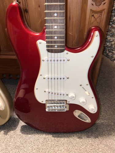 Fender squier strat - fender,