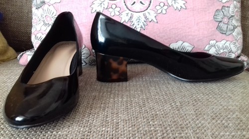Ladies black patent shoes - patent,