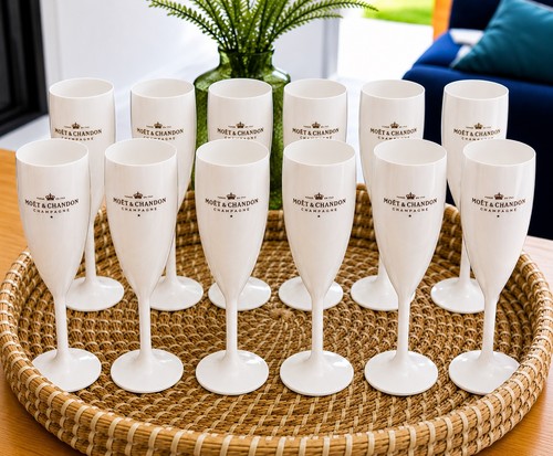 Moët chandon acrylic - moët,