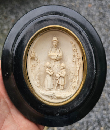 Antique meerschaum apparition