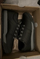 Specialized 2F0 DH Flat