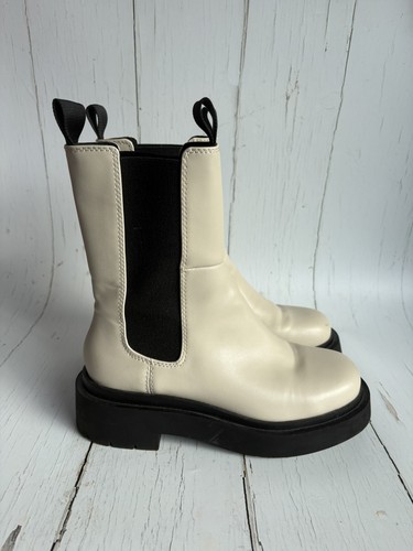 Lovely chunky cream - chunky,