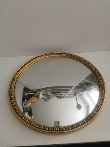Vintage round mirror gold - round,