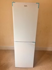 SIA SFF17654WE Freestanding Fridge-Freezer White one week old