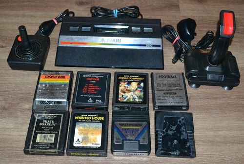 Atari 2600 console - console, tested