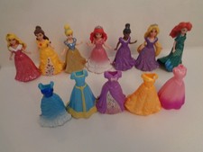 Disney Princess Magiclip Dolls x 7 Snow White Ariel Rapunzel & 5 x Extra Dress