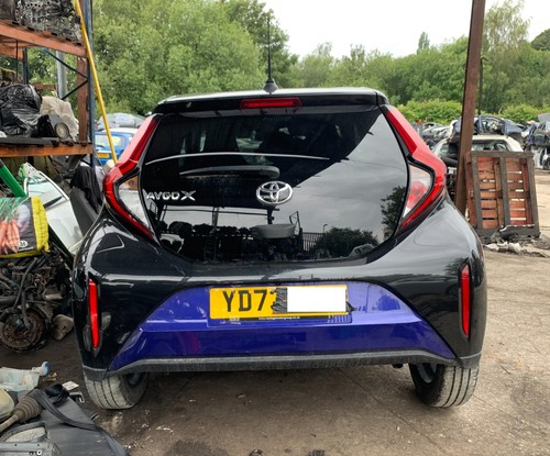 Toyota aygo cvt - x,