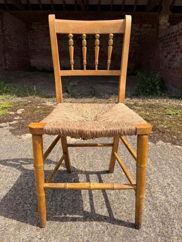 Antique pine country - pine, rush