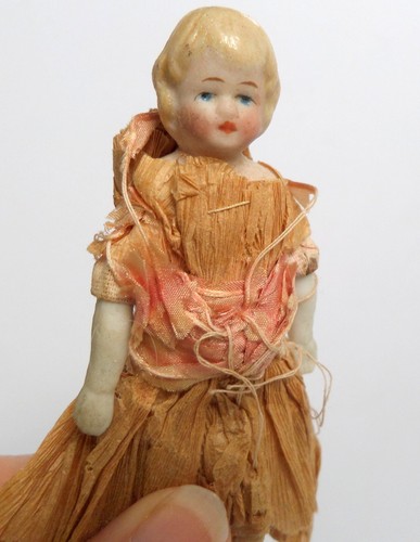 Antique german dolls house - antique,
