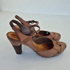 CLARKS Sandal 5.5 Brown Womens Leather Buckle Slingback High Heel