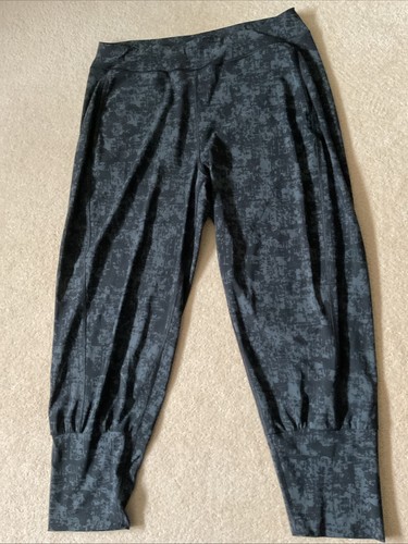 Sweaty betty gary - gary, yoga