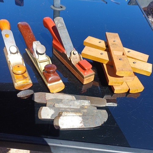 Vintage job lot brass - job,