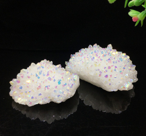 Rough white crystal - white, clustt