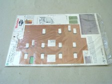 Builder Plus OO Gauge card building kit BP004: Coaling Stage