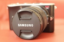 Samsung NX100 Digital Camera