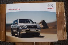 Toyota Land Cruiser V8