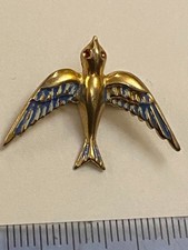 FLYING SWALLOW PIN BADGE GOOD CONDITION 