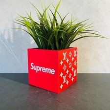 Supreme Box Planter