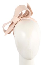 Nude felt bow autumn & winter