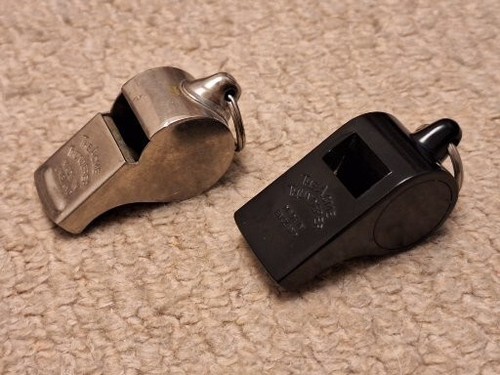 Original whistles acme - ~,