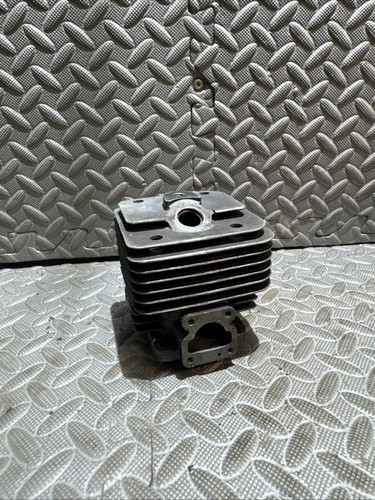 Stihl chainsaw cylinder - stihl,